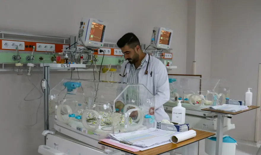 Prematüre doğduğu hastaneye doktor oldu 