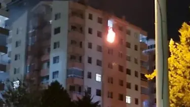 Konya’da bir apartmanın 9'uncu katında yangın