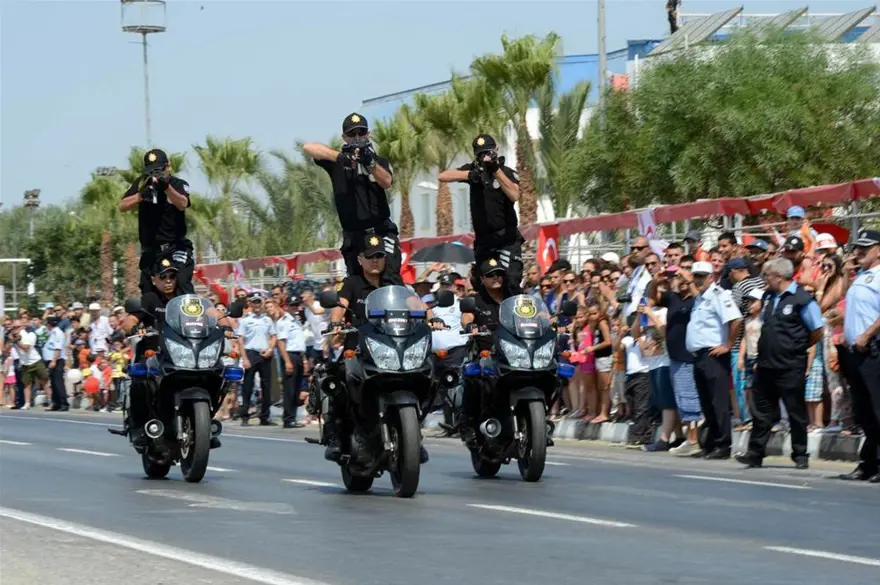 Kıbrıs'a barışın gelişinin 40.yılı 16