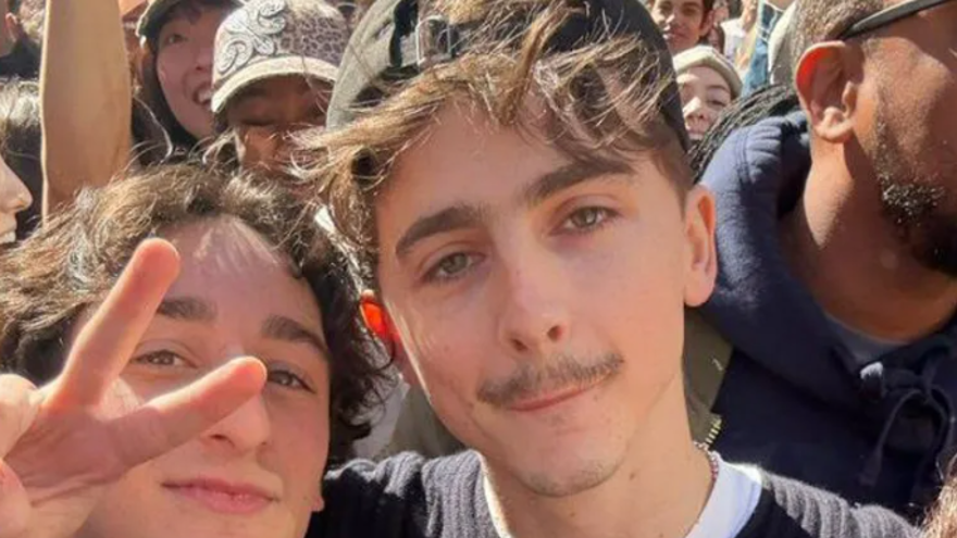 Herkes ona benzemek için sıraya girdi: Timothee Chalamet'e büyük ilgi 4