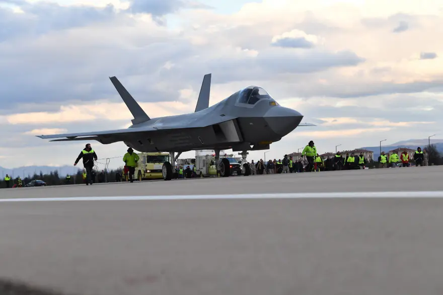 Çelik Kubbe'nin caydırıcı gücü: SİPER'in yeni füzesi test edildi (Türkiye'nin yeni nesil yerli silahları) 52