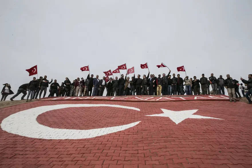 Sanatçılar, Zeytin Dalı Harekatı'na destek için Suriye sınırına gitti 16