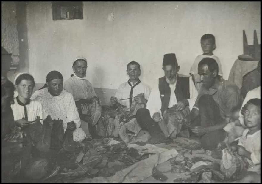 Bilim kurgu değil Türk boylarının 111 yıllık fotoğrafları. Gizemli heykeller, gelişmiş aletler, tanıdık kıyafetler (106 fotoğrafla gizemli Türk tarihi) 16