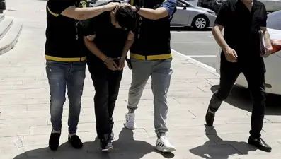 Mezarlıktaki hırsız, suçüstü yakalandı