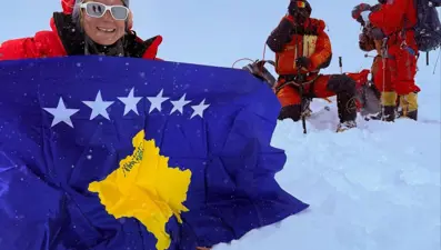 Balkan ülkelerinde bir ilk: Dünyanın en yüksek 14 zirvesine tırmandı