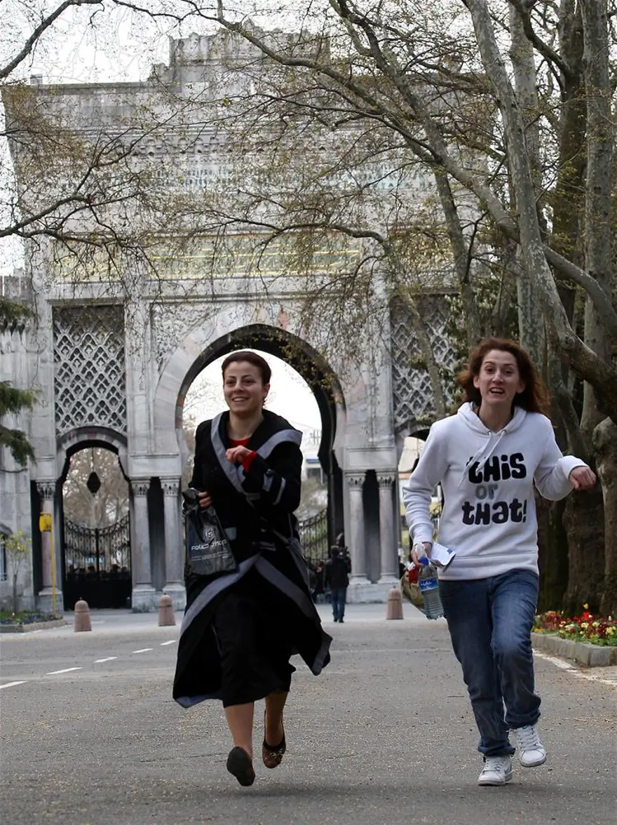 1.5 milyon aday ter döktü 28