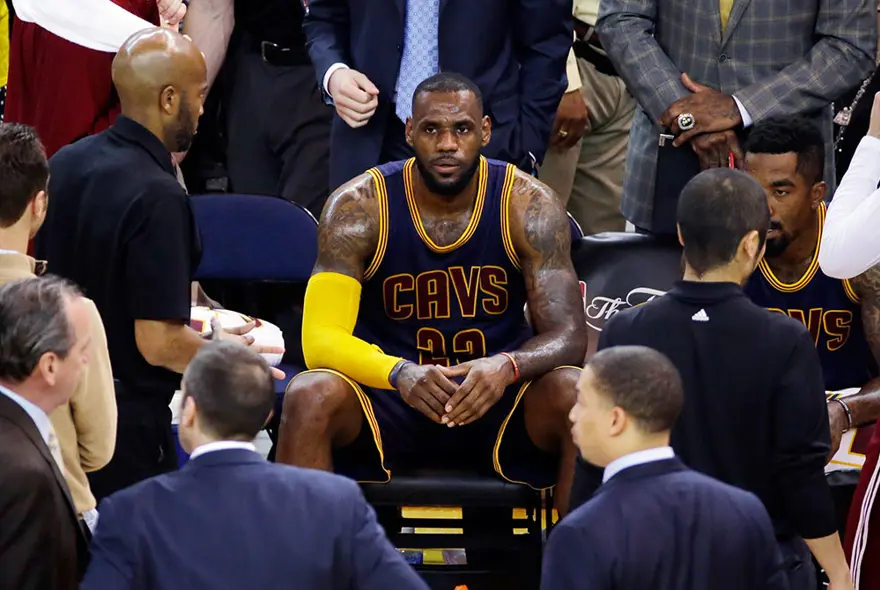 Golden State Warriors bir adım önde 8