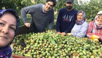 Burak Hakkı'nın çiftlik hayatı