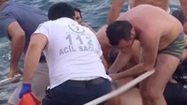 Denizde yüzerken yat çarptı