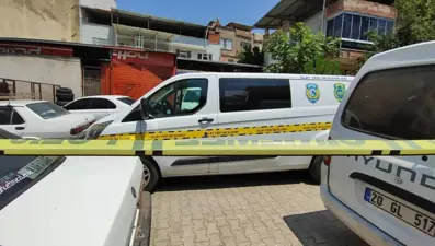 75 yaşındaki adam eşini öldürüp intihar etti