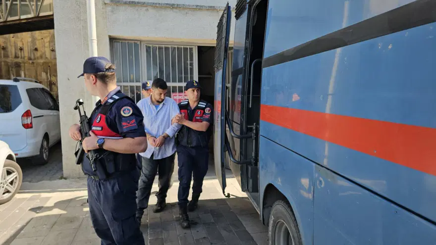 Apartman yöneticisini bıçaklayıp eşini boğazını keserek öldürmüştü: Akıl sağlığı raporu ortaya çıktı 