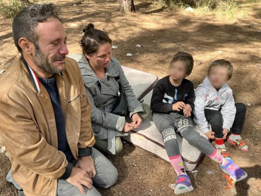 İzmir'de ormanda yaşayan aile için harekete geçildi 1 İzmir'de ormanda yaşayan aile için harekete geçildi 1