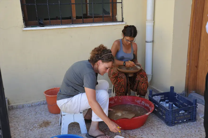 "Dünyanın en eski gülücüğü" Karkamış'ta 8 "Dünyanın en eski gülücüğü" Karkamış'ta 8