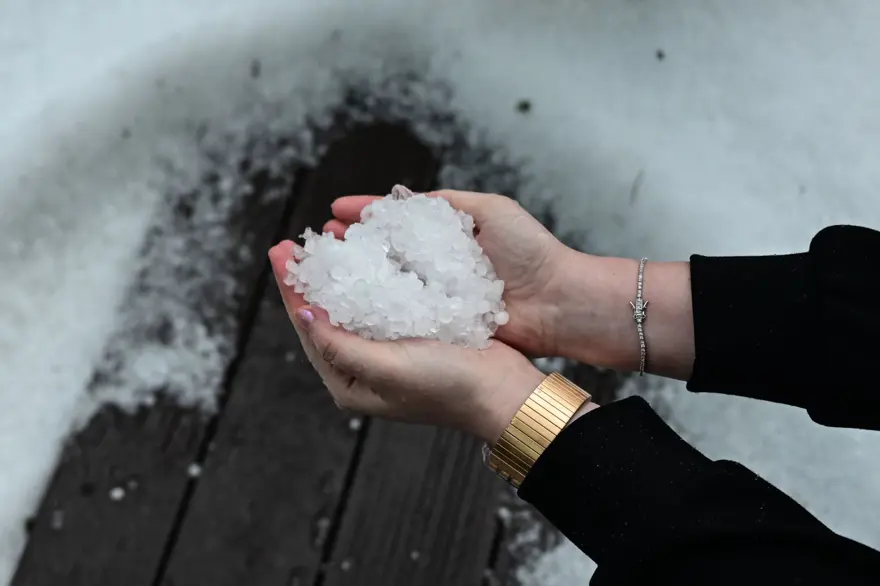 Antalya ve Muğla'yı fırtına vurdu: Cadde ve sokaklar göle döndü 3