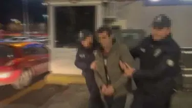Kartal'da seçim çadırını yakan şüpheli yakalandı