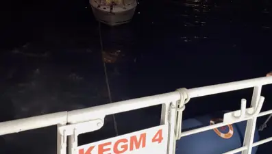 Marmara'da makine arızası: İki kişi kurtarıldı