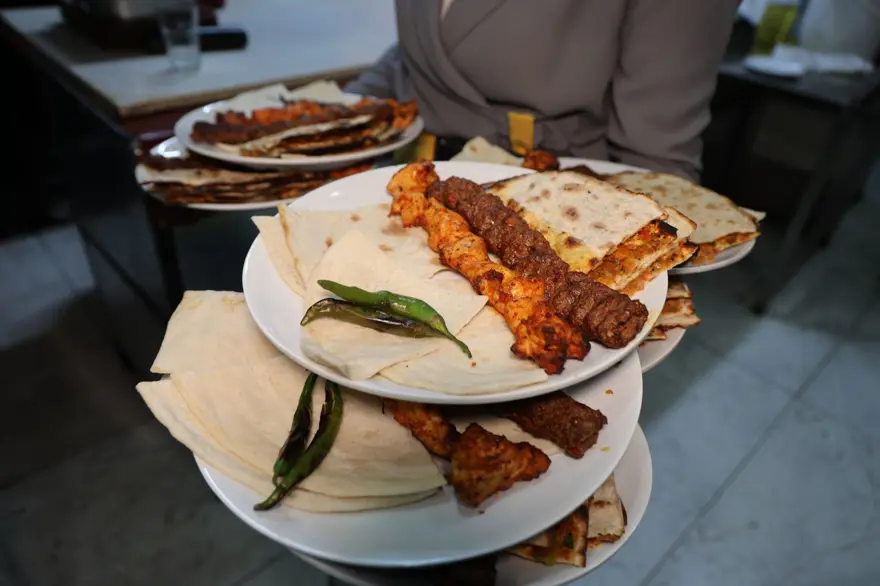 Alanya'da bin 600 TL, Elazığ'da 500 TL: Duyan bu fiyatlara inanamıyor 1 Alanya'da bin 600 TL, Elazığ'da 500 TL: Duyan bu fiyatlara inanamıyor 1