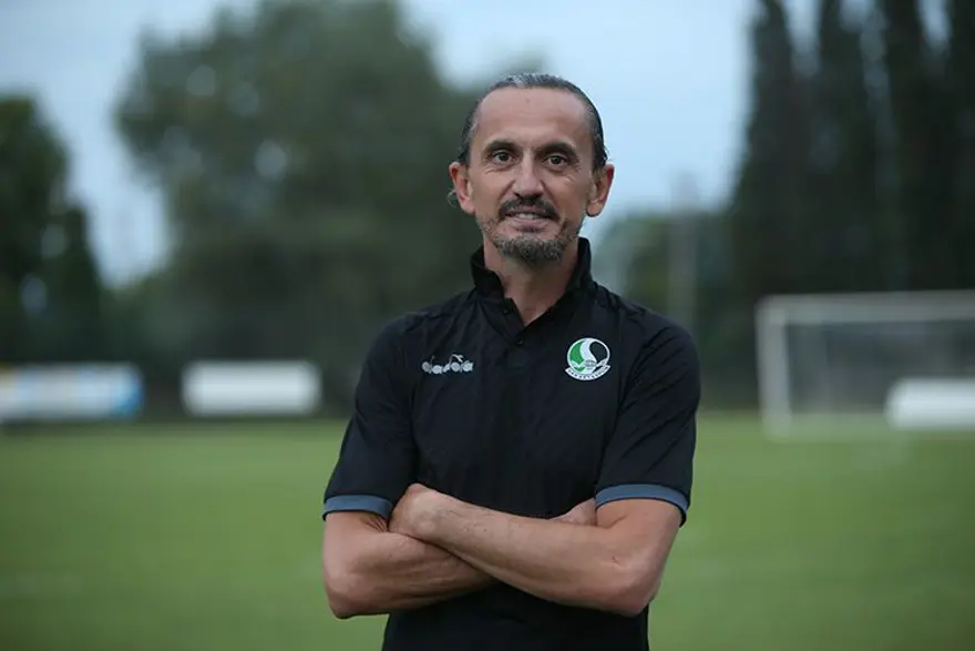 Fenerbahçe'de Mourinho değil, teknik ekibi değişiyor: Efsaneler geri dönüyor 5