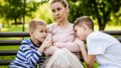 Toksik ebeveynlere sahip olduğunuzu gösteren 10 işaret