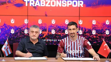 Trabzonspor'dan Stefan Savic'e 3 yıllık imza: Artık sahanın içinde konuşma vakti!