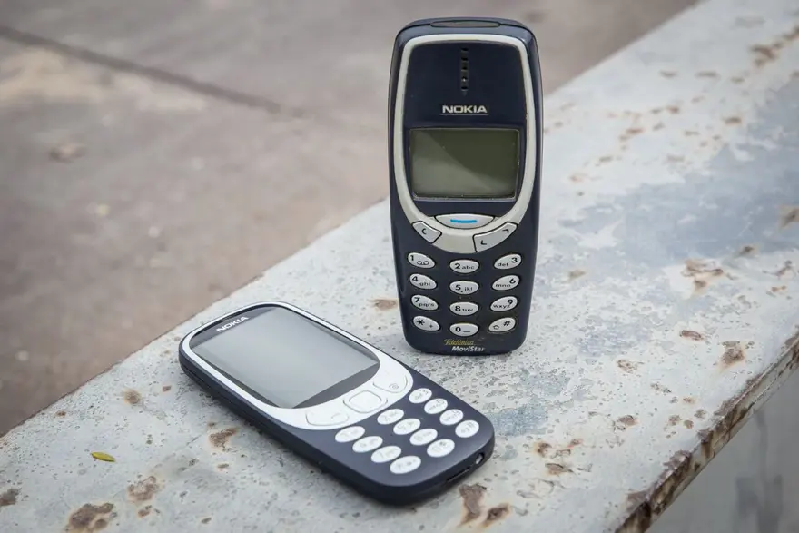 Nokia 3310'da neler değişti? (Yeni Nokia 3310 eski modele karşı) 4 Nokia 3310'da neler değişti? (Yeni Nokia 3310 eski modele karşı) 4