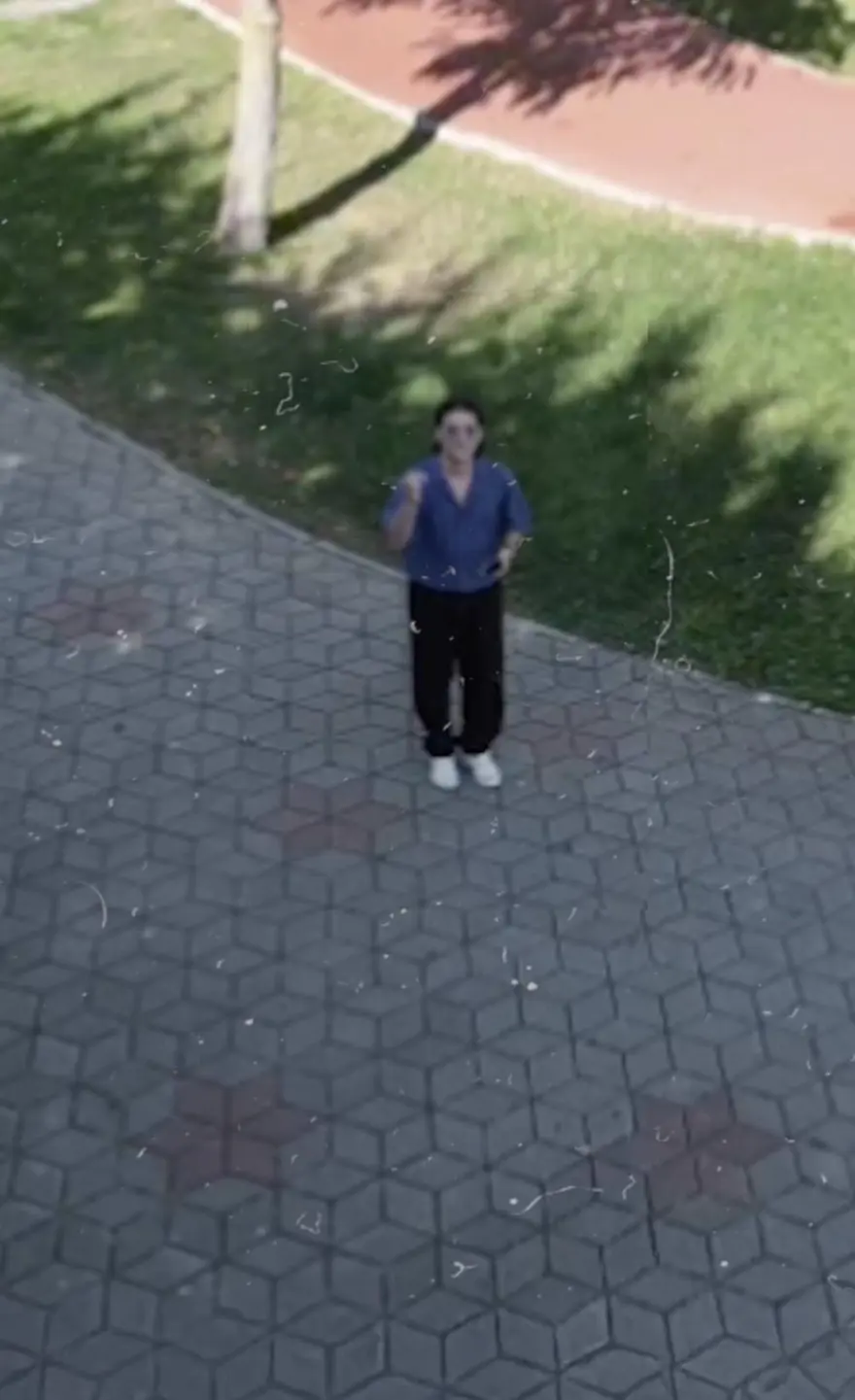 14 bin 407 liralıkceza aklına geldi, kameraya bakıp özür diledi 1