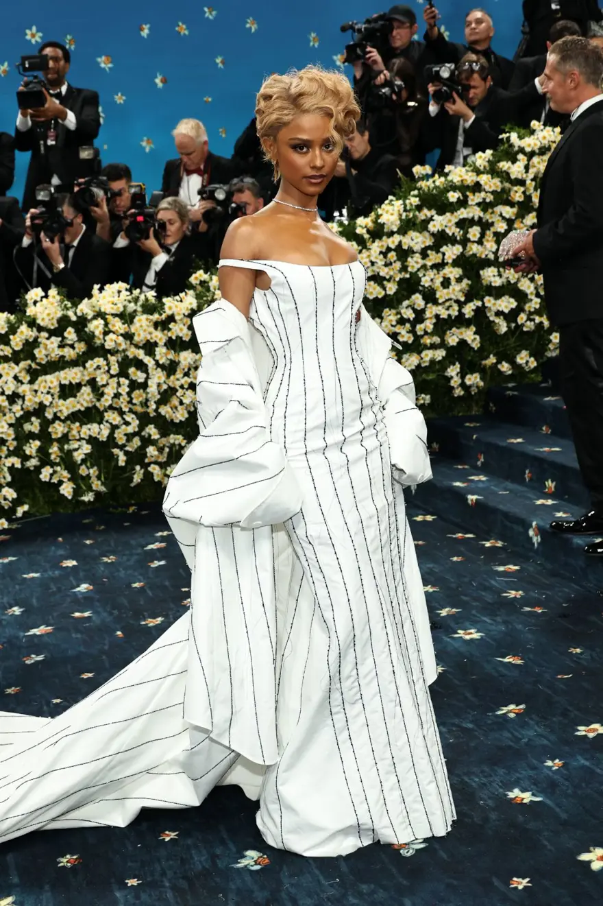 Met Gala kırmızı halısı | Yılın moda olayında Rihanna yine hamile! 24 Met Gala kırmızı halısı | Yılın moda olayında Rihanna yine hamile! 24