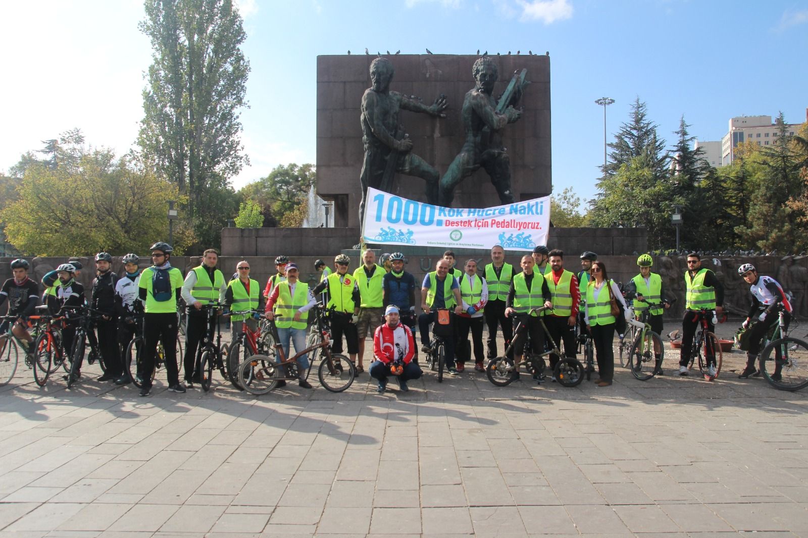 Kök hücre bağışçıları “Bağışa pedallıyoruz” dedi