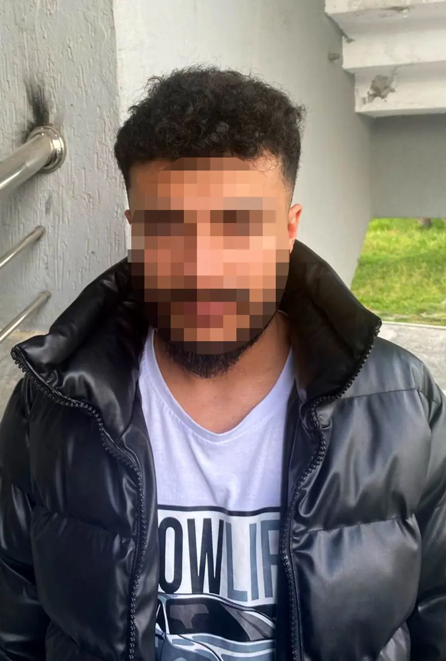 Flört uygulamasında tanıştığı kişileri 2 milyon lira dolandırdılar 1