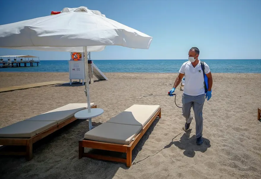 Turistlerin Türkiye'deki 'sağlıklı tatil' yolculuğu görüntülendi 12