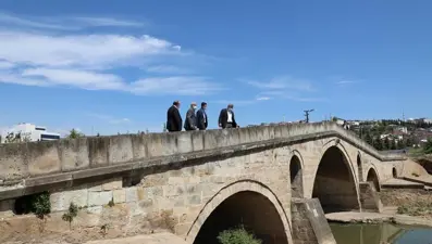 Kocaeli'de Mimar Sinan’ın 600 yıllık eseri için kurtarma çalışması başladı