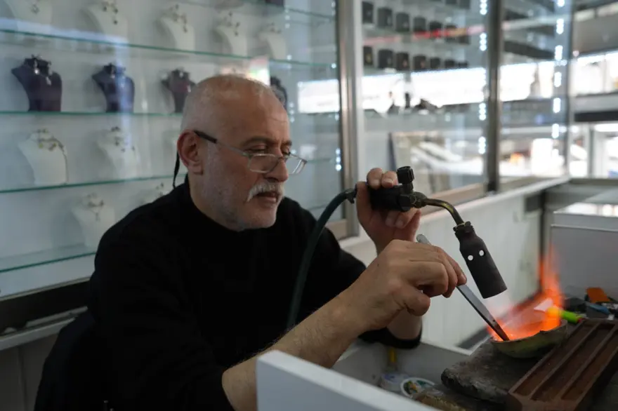 Bayburt'un tek ustası: Baba mesleğini çeyrek asırdır sürdürüyor 3