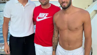 Hakan Çalhanoğlu ve Merih Demiral aileleriyle birlikte Kekova Adası'nda tatil yaptı