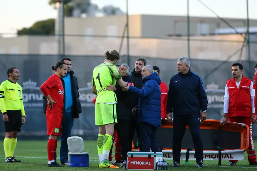 Antalya'da Beşiktaş'tan tatsız prova! 10