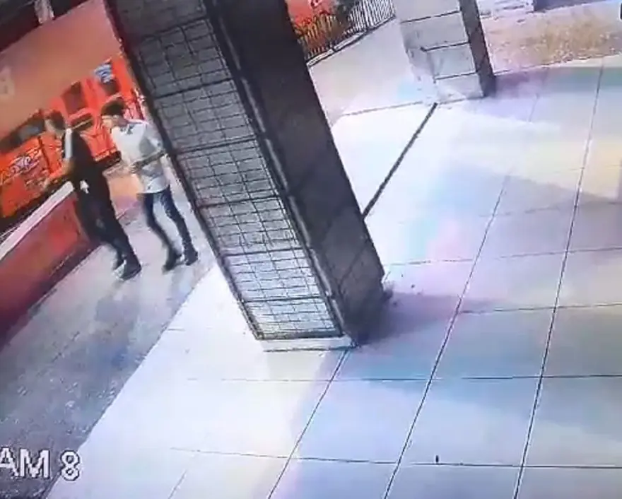 Bursa’da tramvaya ateş açan kişi tutuklandı 1