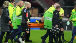Kalp krizi geçiren Hollandalı Bas Dost'tan futbola ara kararı Kalp krizi geçiren Hollandalı Bas Dost'tan futbola ara kararı