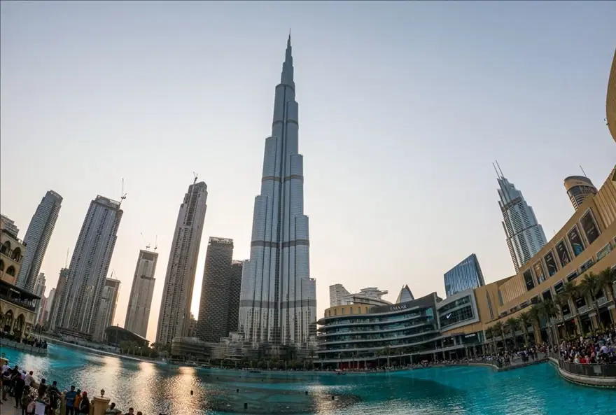 BURJ KHALIFA (DUBAİ): 7