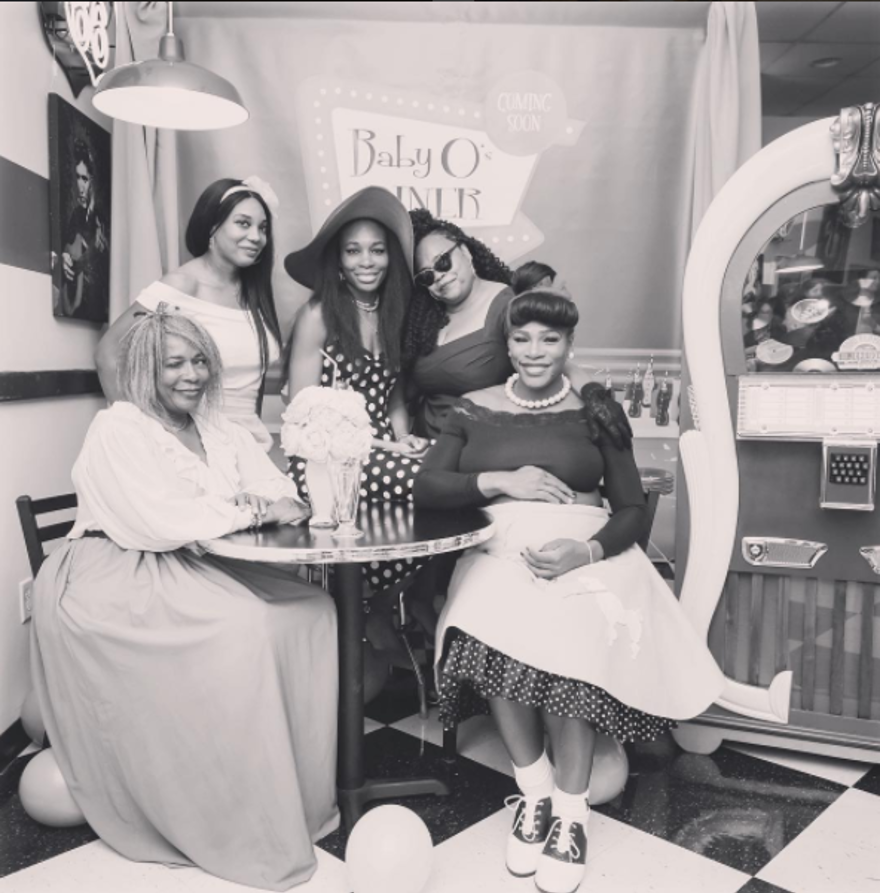 Serena Williams ilk kez bebeğiyle 6