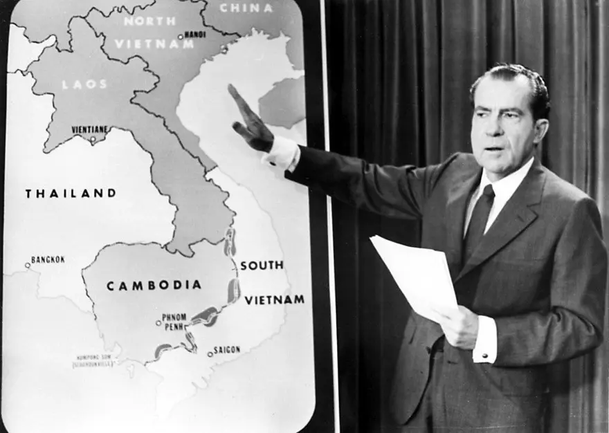 RİCHARD NİXON (1973) - AZİL SÜRECİNDEN ÖNCE İSTİFA ETTİ 4