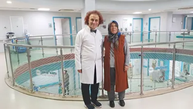 15 yıldır çektiği boyun ağrısının nedeni doktoru bile şaşırttı! Nadir görülen hastalıktan çığlık atası geliyordu