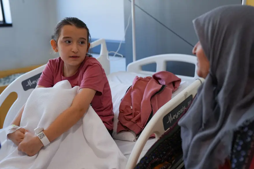 12 yaşındaki kızın kalbinden 10 santimlik kitle çıkarıldı 