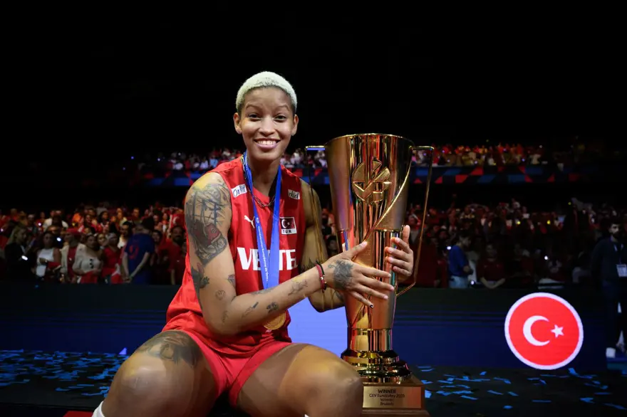 Melissa Vargas'a hemşehrilik beratı: Resmen Malatyalı oluyor 