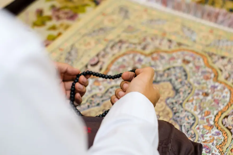 SECDE NAMAZI NEDİR VE NASIL KILINIR? 