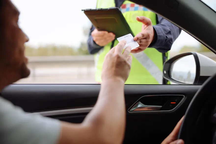 Yeni trafik cezaları 2025: Trafik cezası artıyor mu, ne kadar oluyor? Karayolları Trafik Kanununda yapılan değişiklikler 4