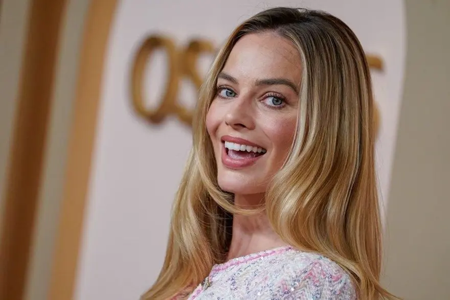 Margot Robbie'nin partneri belli oldu: Uğultulu Tepeler film oluyor 4