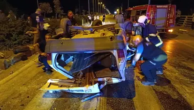 Kavşakta feci kaza: 2'si ağır 7 yaralı