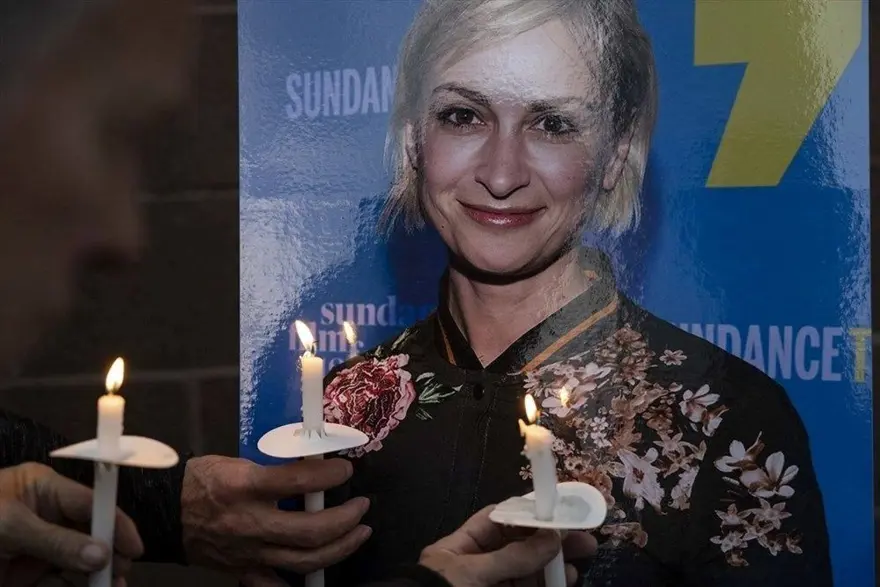 Alec Baldwin'in sette yanlışlıkla öldürdüğü Halyna Hutchins'in eşi ilk kez konuştu 7 Alec Baldwin'in sette yanlışlıkla öldürdüğü Halyna Hutchins'in eşi ilk kez konuştu 7
