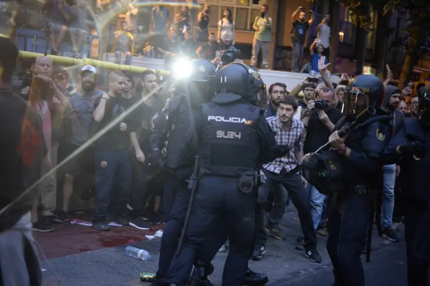 Katalonya'nın bağımsızlığı için yürüyüş 14