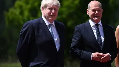 Almanya&#x27;dan Johnson&#x27;a sert cevap: Gerçekle benzersin bir ilişkisi var