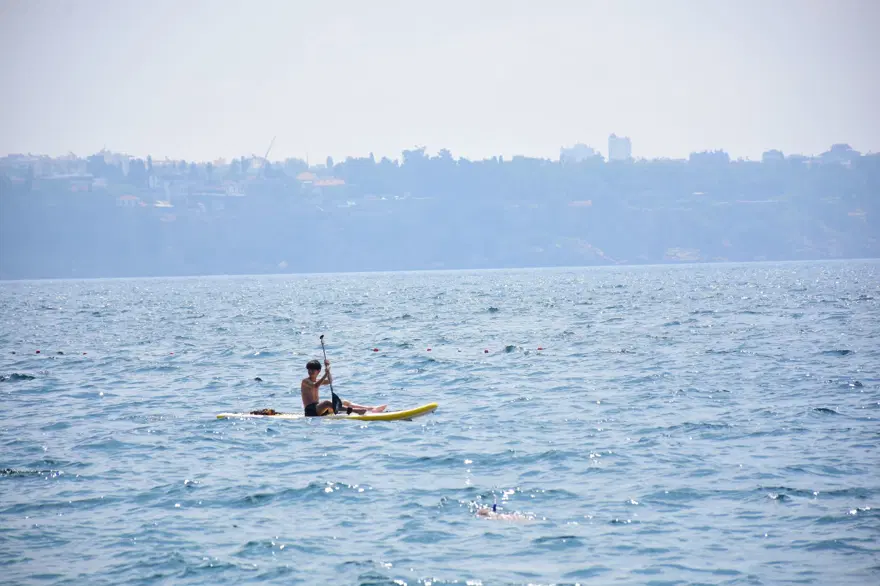 Antalya’da bunaltıcı sıcak: Deniz suyu 30 dereceyeyaklaştı 4